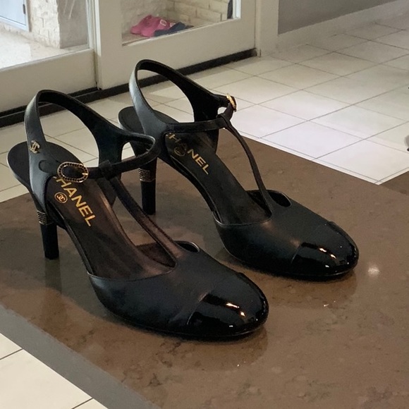 CHANEL | Shoes | Chanel Black Hills 85 B | Poshmark
